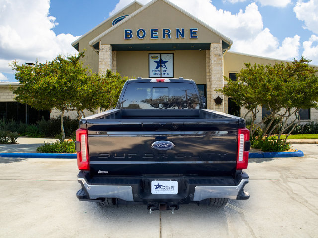 Used 2023 Ford F350 Lariat w/ Lariat Ultimate Package AWD/4WD image 4