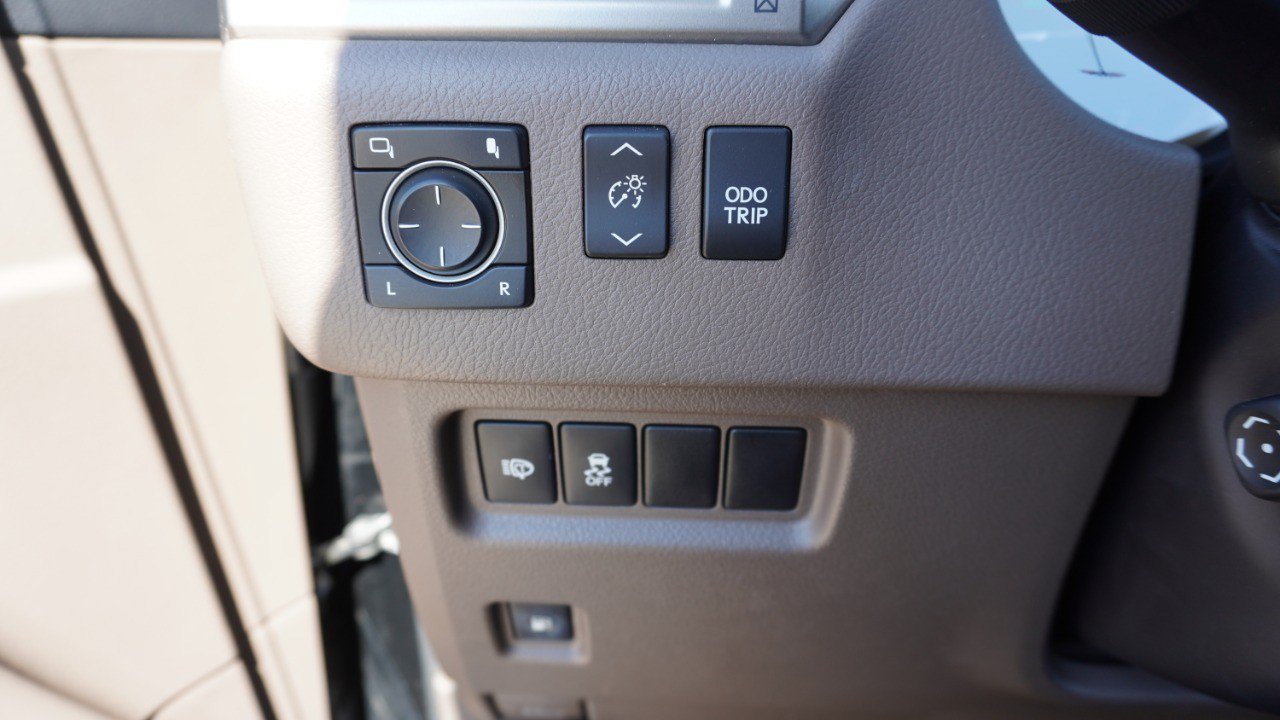 Used 2017 Lexus GX 460 Premium AWD/4WD image 20