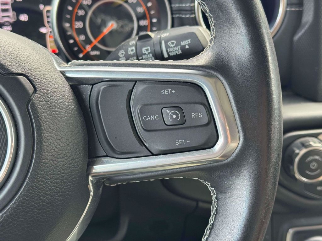 Used 2022 Jeep Wrangler Unlimited Sahara w/ Cold Weather Group AWD/4WD image 21