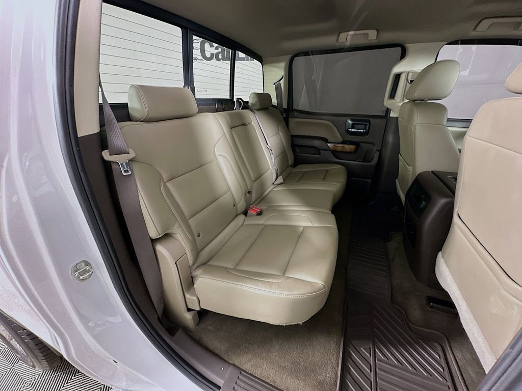 Used 2018 GMC Sierra 1500 SLT w/ Enhanced Driver Alert Package RWD image 33