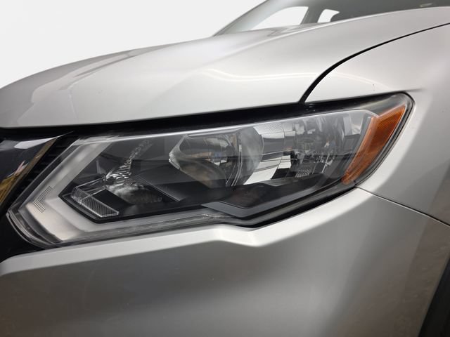 Used 2018 Nissan Rogue SL FWD image 31