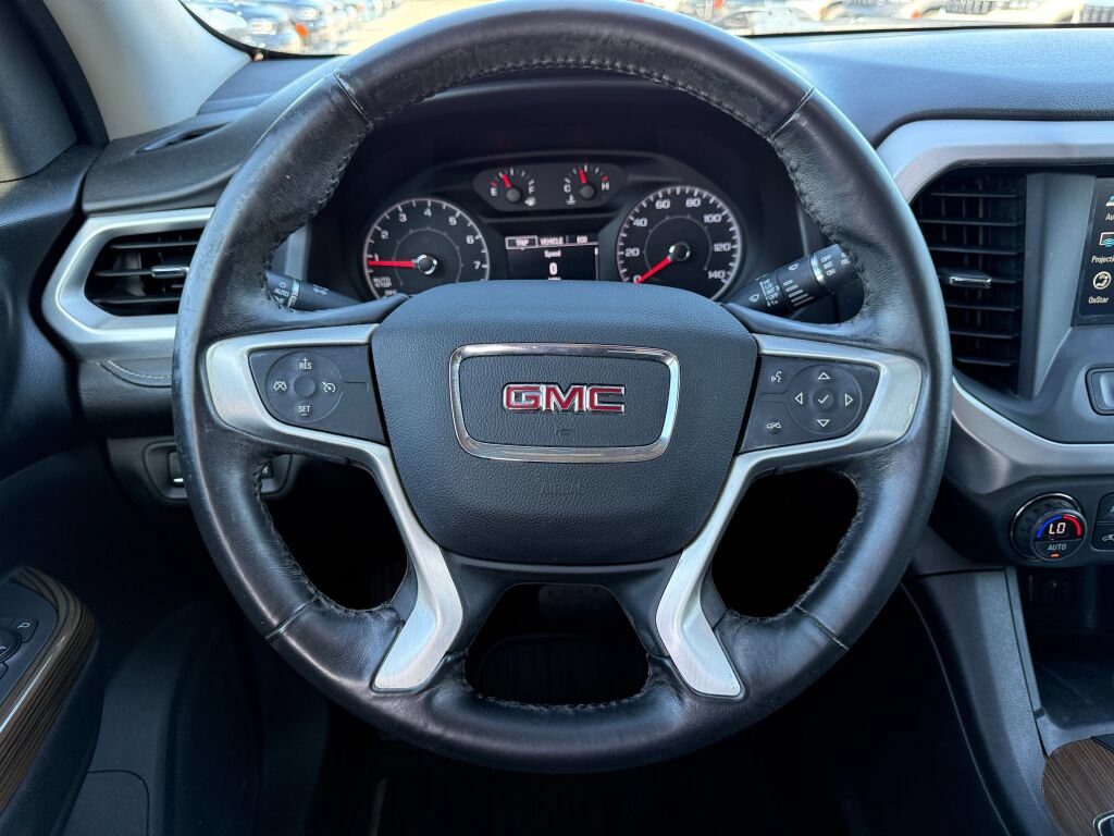 Used 2018 GMC Acadia SLE w/ LPO, Protection Package FWD image 15