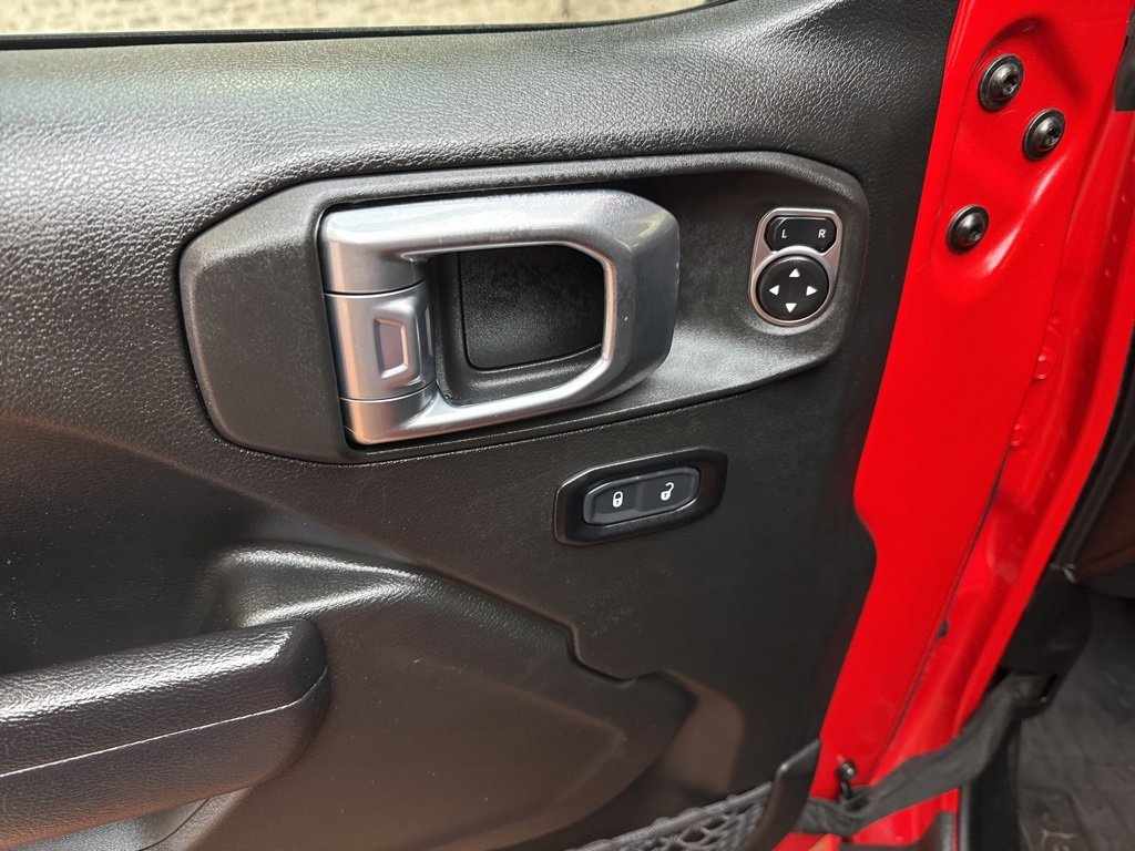 Used 2024 Jeep Gladiator Willys image 21