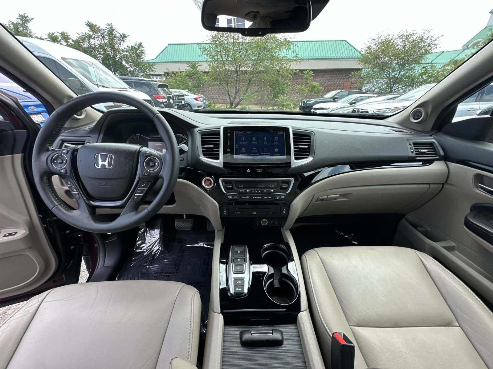 Used 2017 Honda Pilot Touring image 30