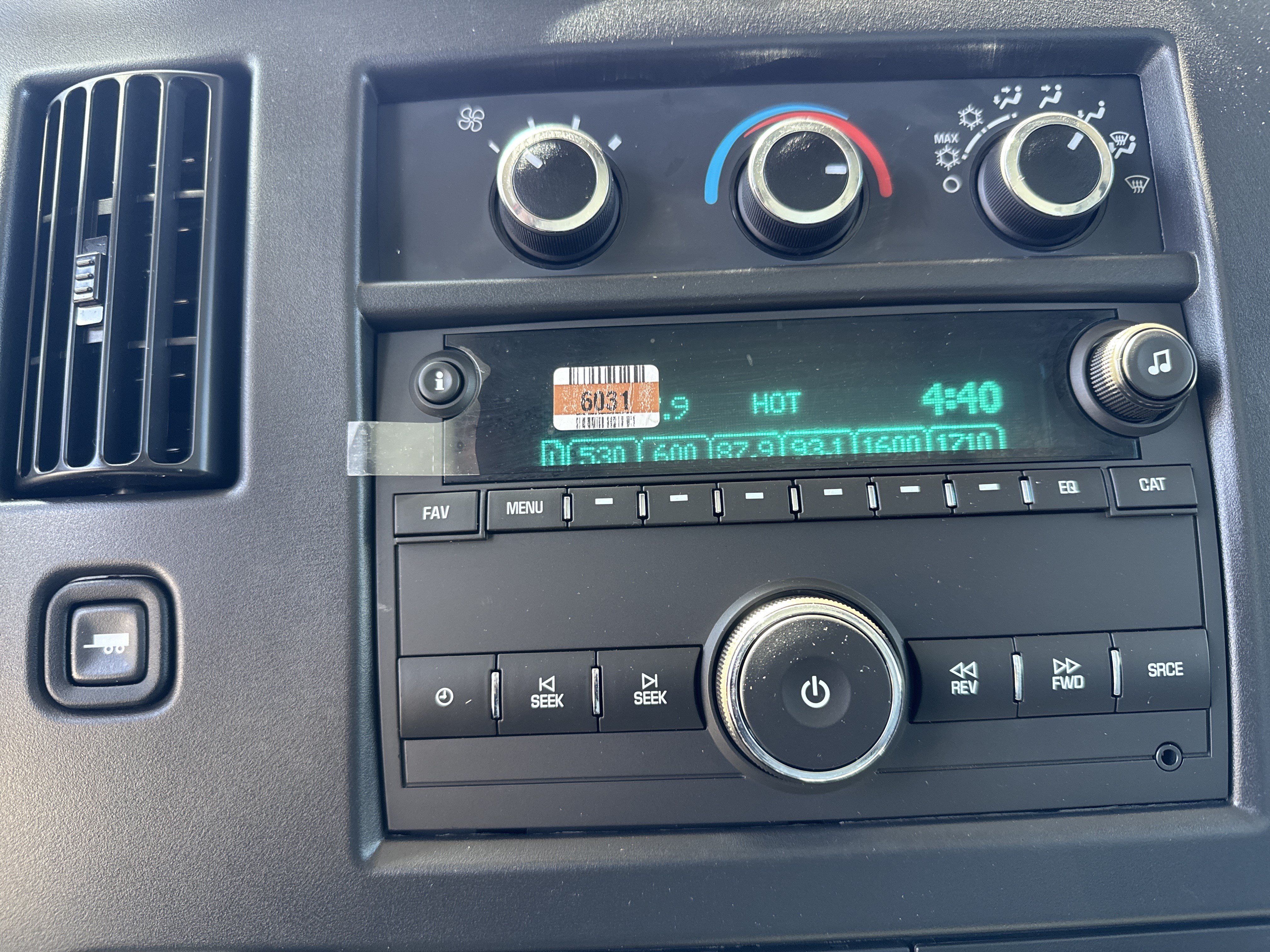 New 2026 GMC Savana 3500 w/ Power Convenience Package RWD image 22