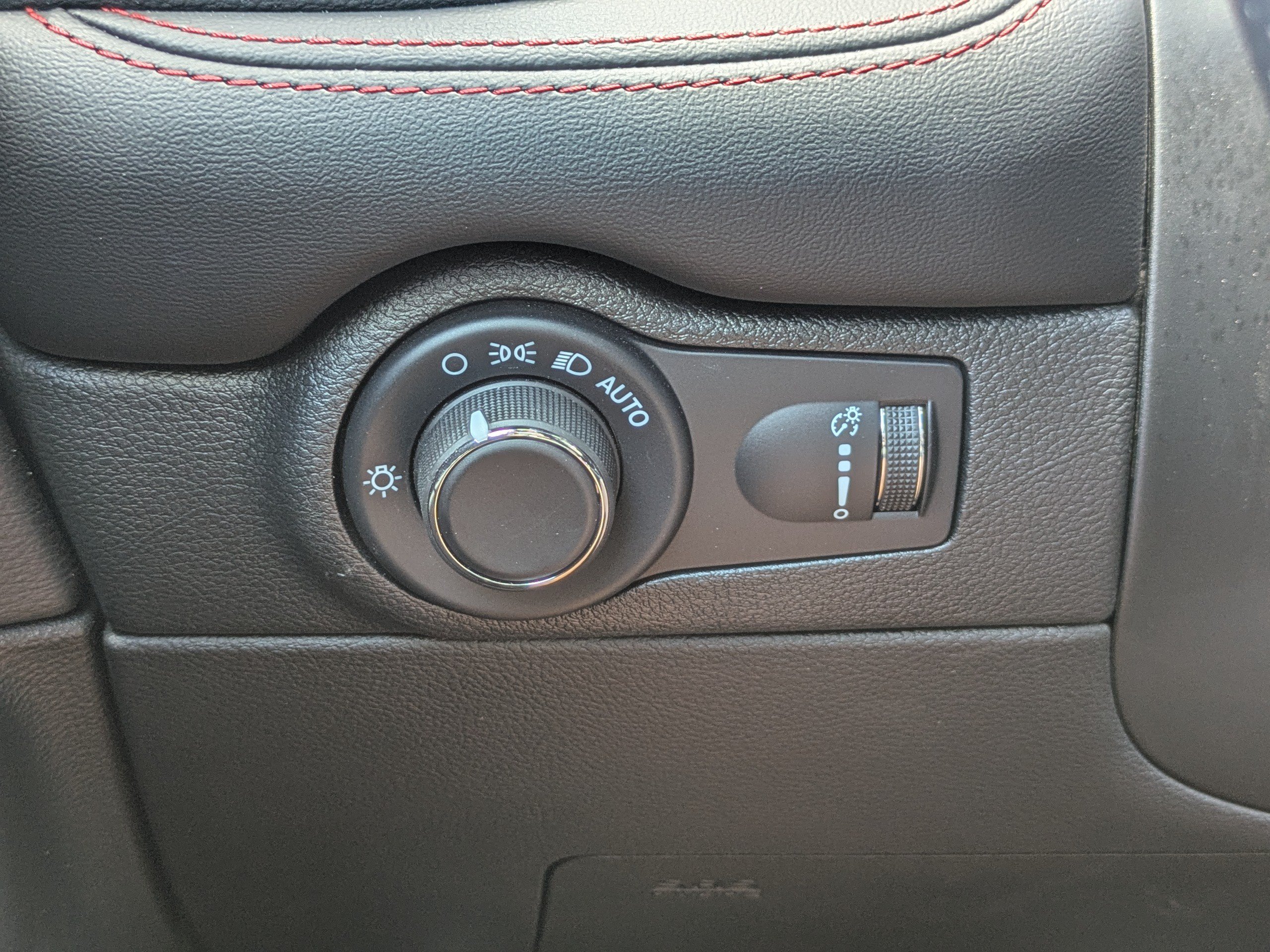 Used 2026 Dodge Durango GT AWD/4WD image 28