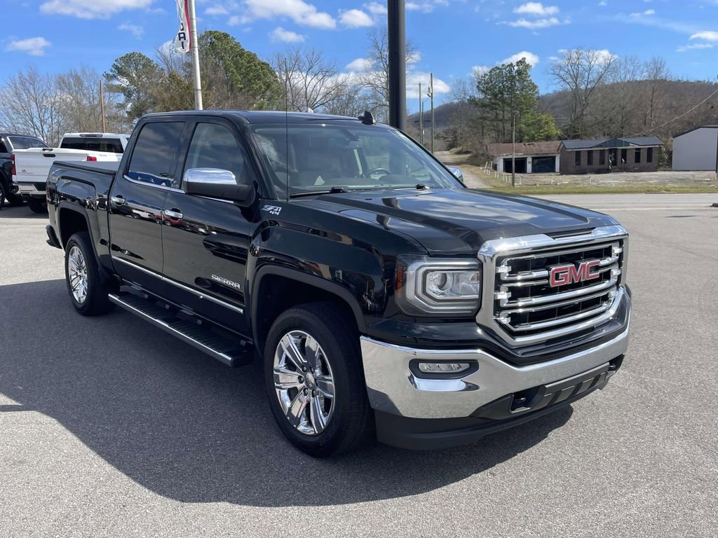 Used 2018 GMC Sierra 1500 SLT w/ SLT Premium Package image 5