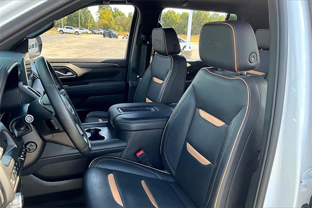 Used 2024 GMC Yukon XL AT4 w/ Technology Package image 21