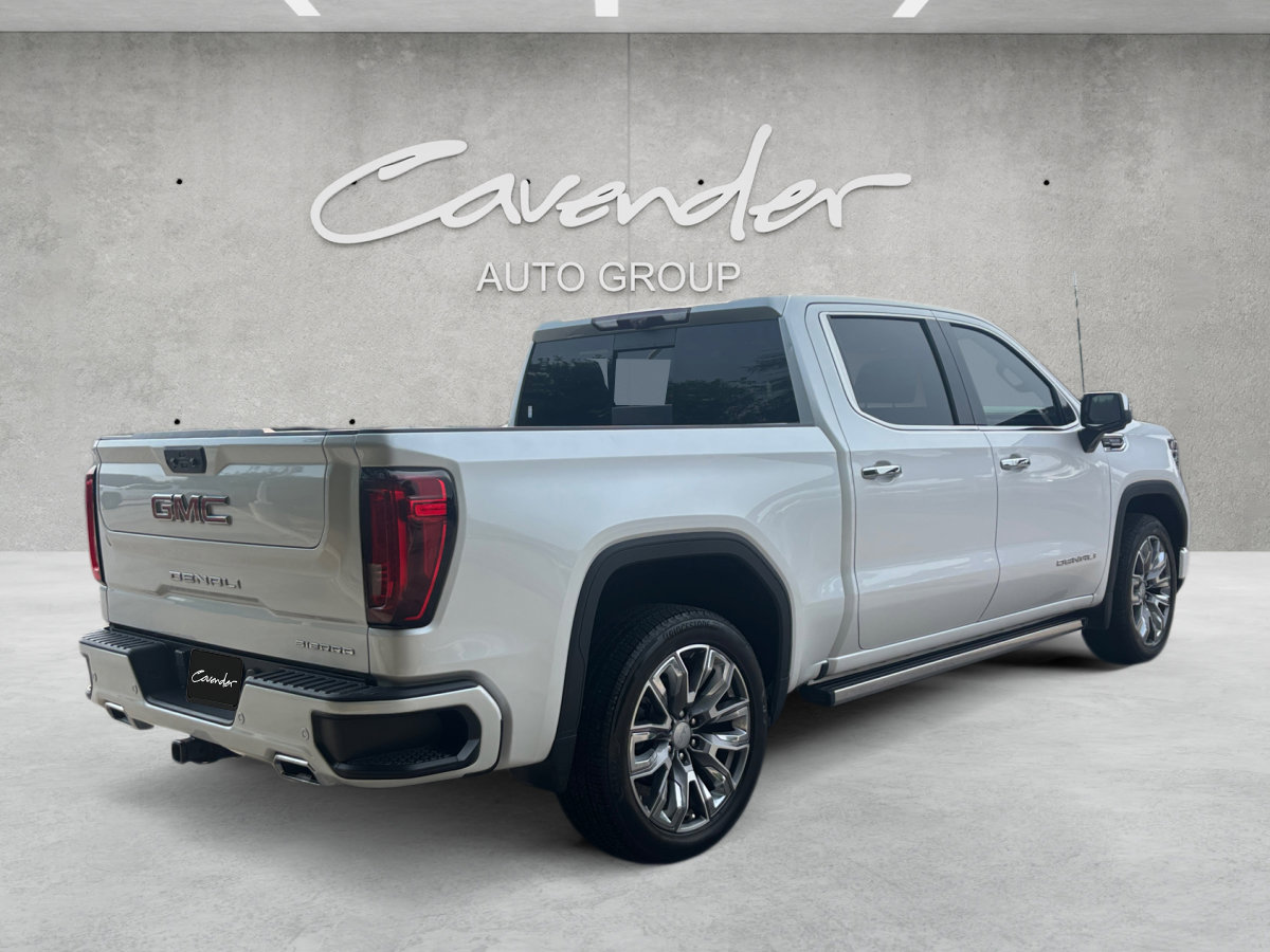 Used 2023 GMC Sierra 1500 Denali w/ Denali Reserve Package AWD/4WD image 19