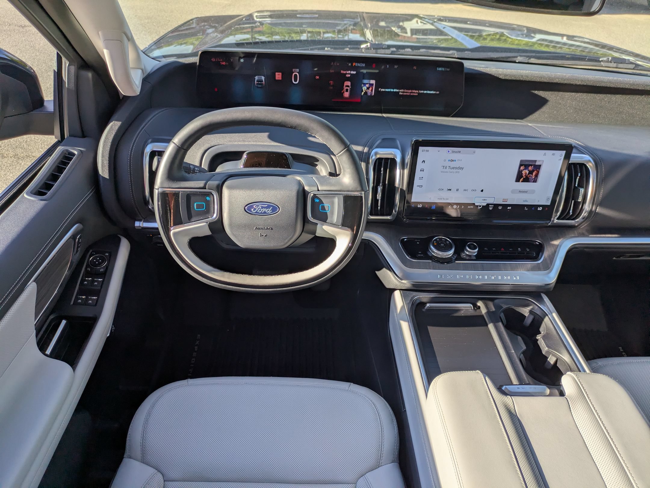 Certified 2025 Ford Expedition Max Platinum w/ Platinum Ultimate Package AWD/4WD image 31