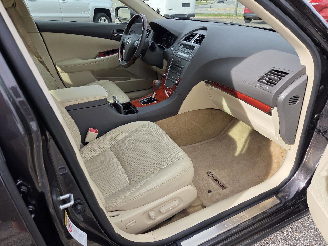 Used 2012 Lexus ES 350 FWD image 11