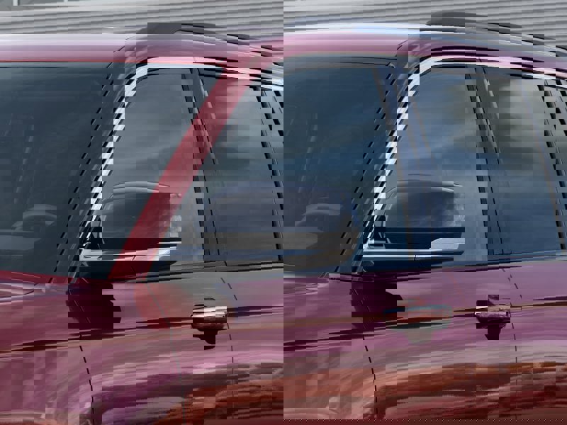 New 2025 Jeep Grand Cherokee Limited image 12