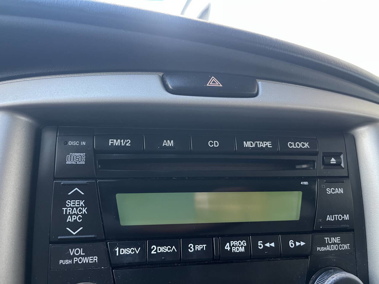 Used 2004 MAZDA Tribute ES w/ Tow Pkg image 26