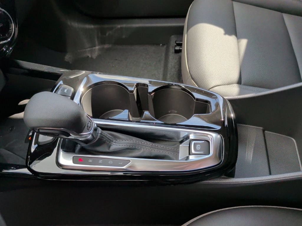 New 2026 Chevrolet Trax ACTIV w/ Sunroof Package FWD image 29