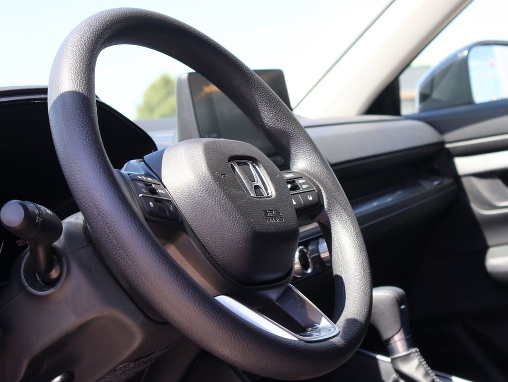 Used 2025 Honda CR-V LX image 24