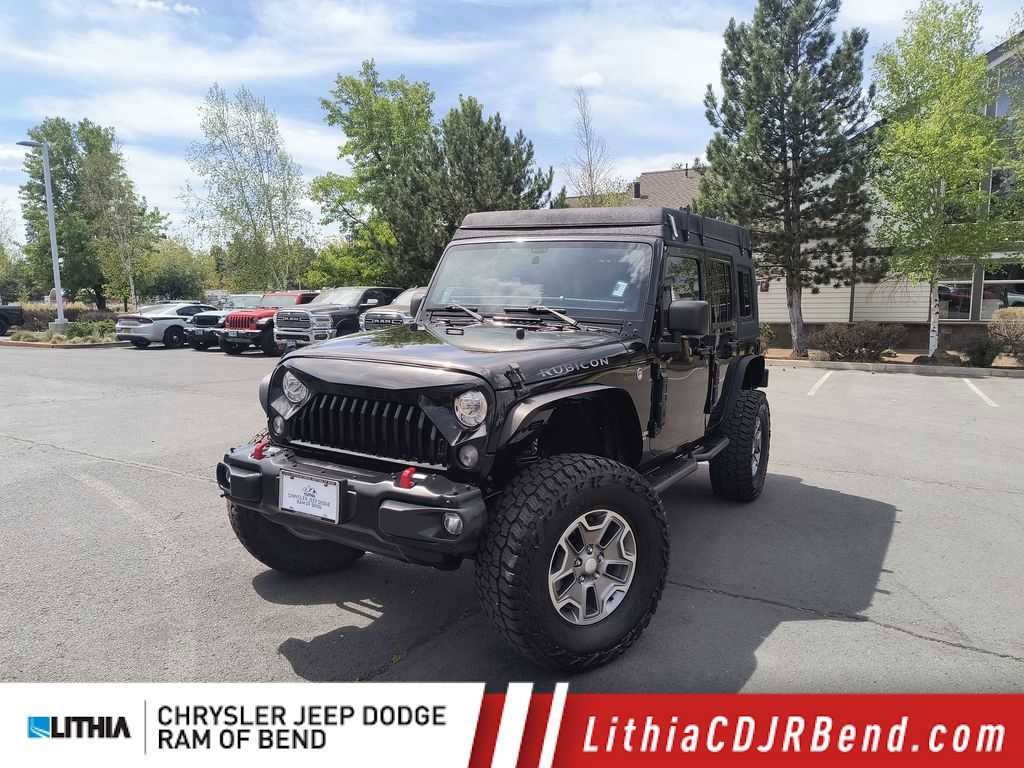 Used 2017 Jeep Wrangler Unlimited Rubicon w/ Connectivity Group AWD/4WD image 1