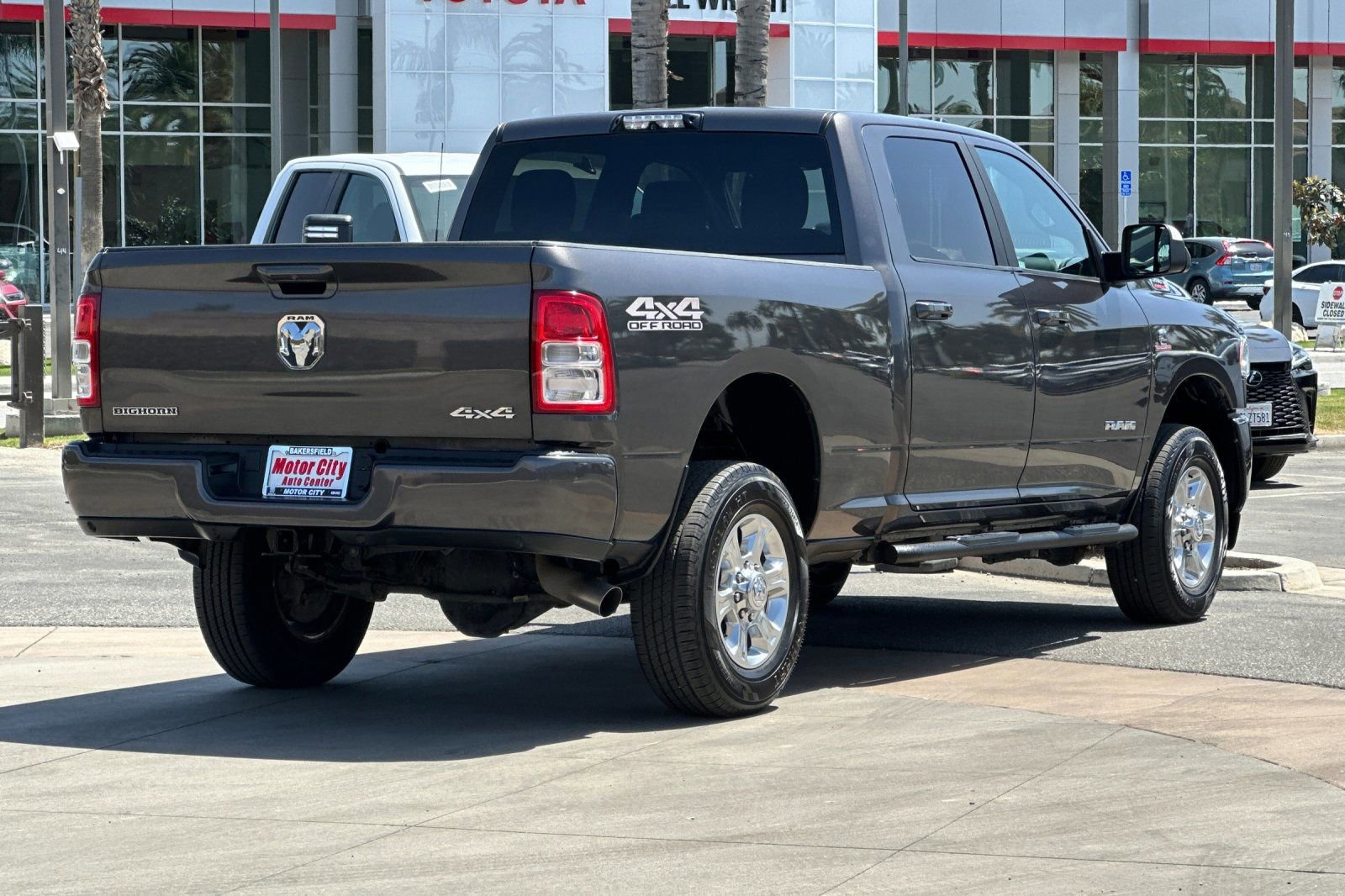 Used 2021 RAM 2500 Big Horn w/ Level 1 Equipment Group AWD/4WD image 4