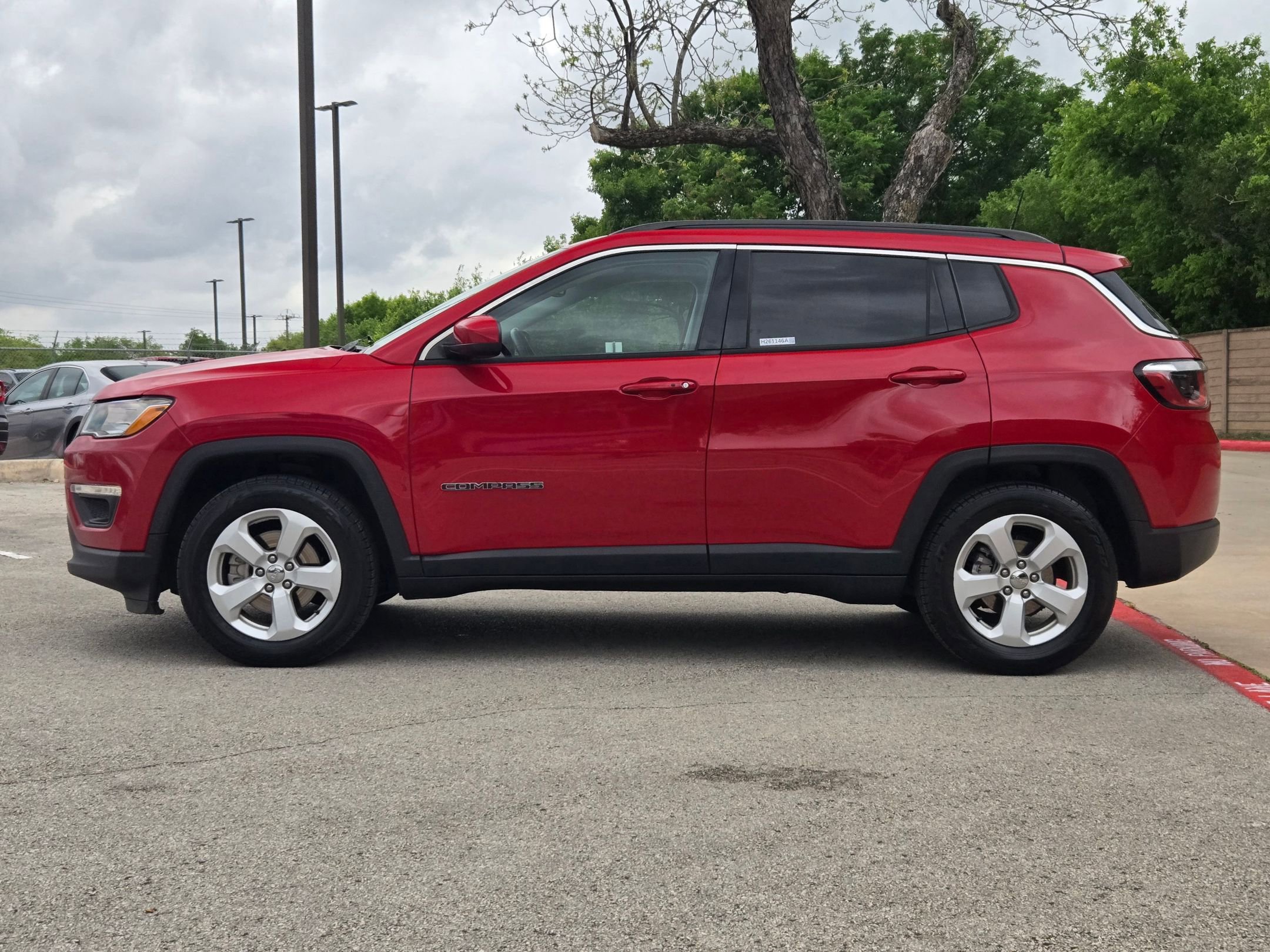 Used 2019 Jeep Compass Latitude w/ Safety & Security Group image 6