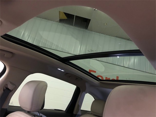 Used 2024 Lincoln Nautilus Premier w/ Equipment Group 102A image 30