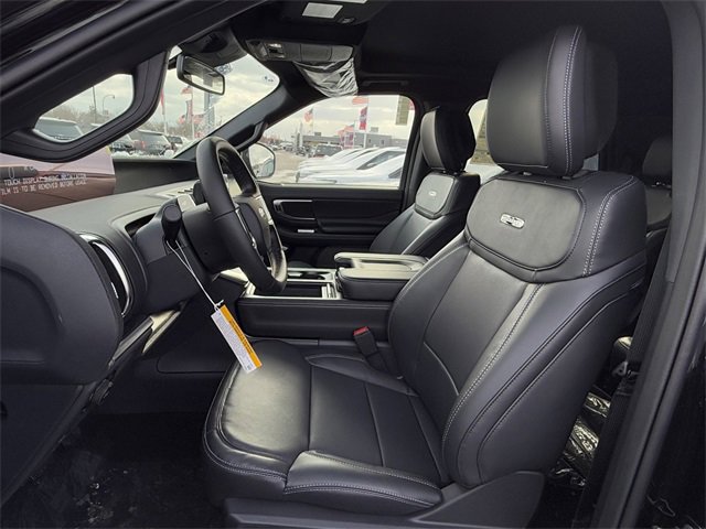 New 2026 Ford Expedition Platinum w/ Stealth Appearance Package image 10