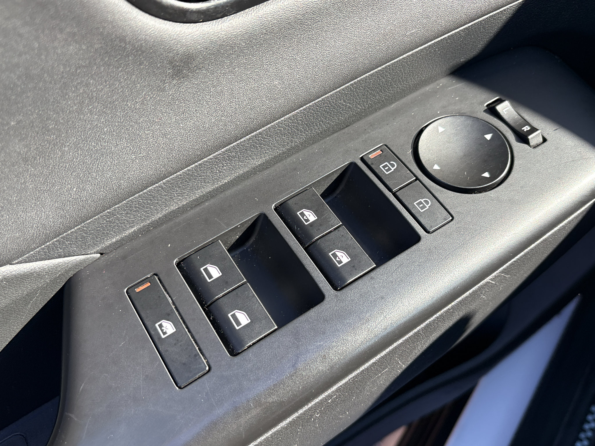 Used 2024 Hyundai Kona N Line FWD image 27