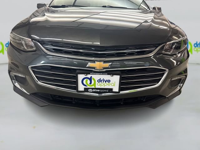 Used 2017 Chevrolet Malibu LT image 14