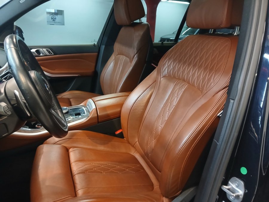 Used 2023 BMW X5 M50i w/ Executive Package AWD/4WD image 21