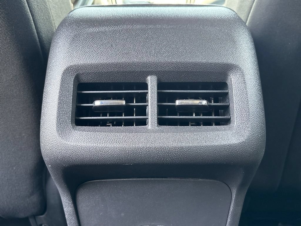Used 2024 Chevrolet Equinox LT FWD image 34