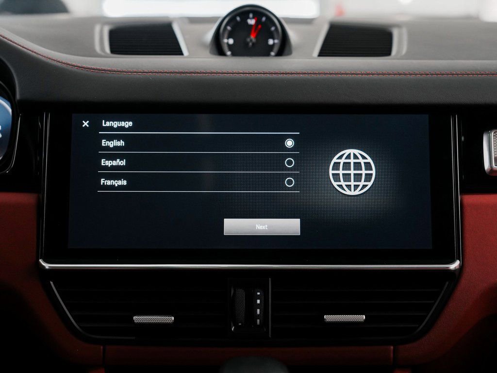 Used 2023 Porsche Cayenne image 19