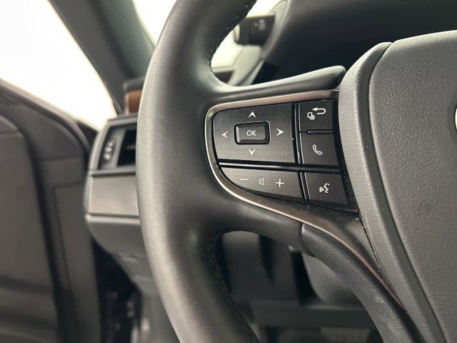 Used 2022 Lexus ES 350 w/ Premium Package image 9