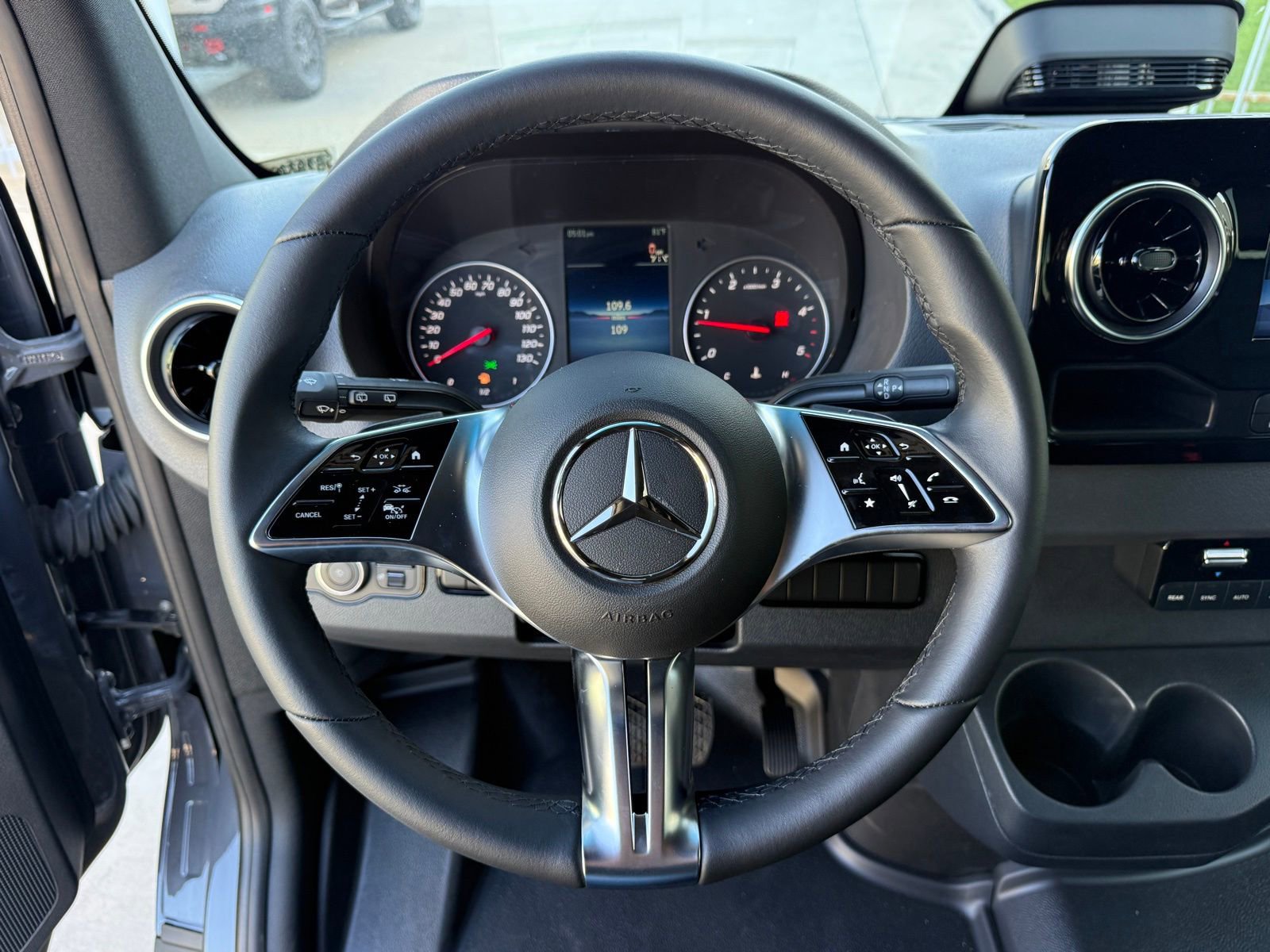 New 2025 Mercedes-Benz Sprinter 2500 image 22