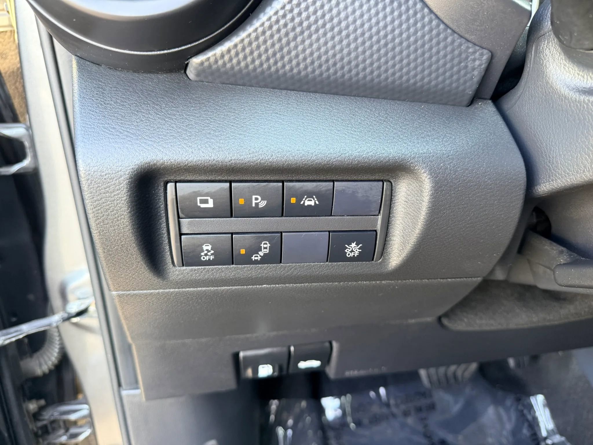 Used 2024 Nissan Kicks S FWD image 24