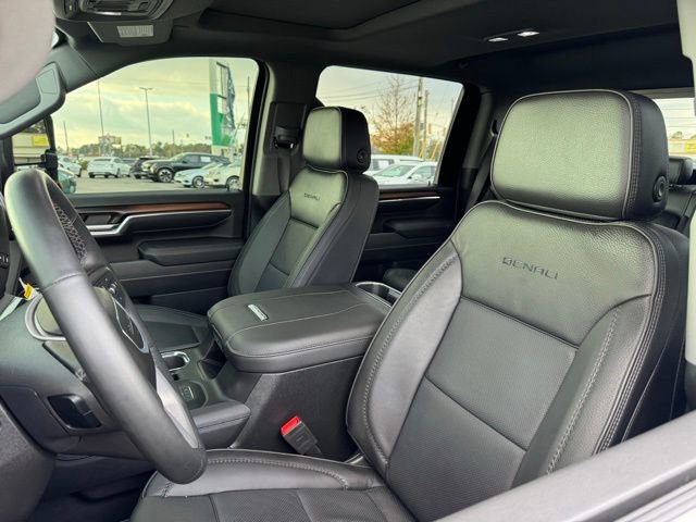 Used 2025 GMC Sierra 3500 Denali w/ Denali Reserve Package image 9