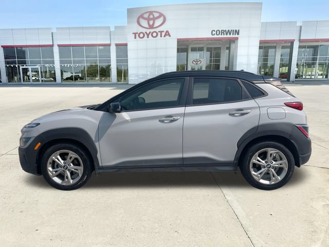 Used 2023 Hyundai Kona SEL FWD image 2