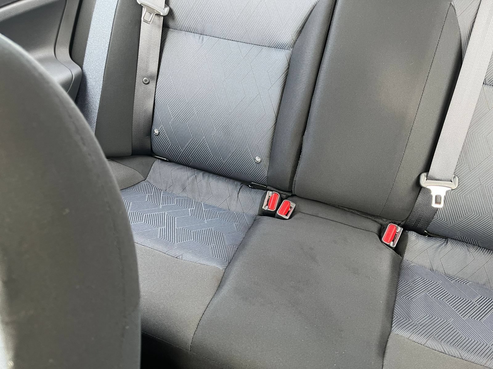 Used 2025 Nissan Versa SV FWD image 38