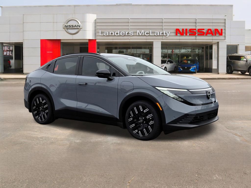 New 2026 Nissan Leaf Platinum+ w/ Cargo Package (Platinum+) FWD image 1