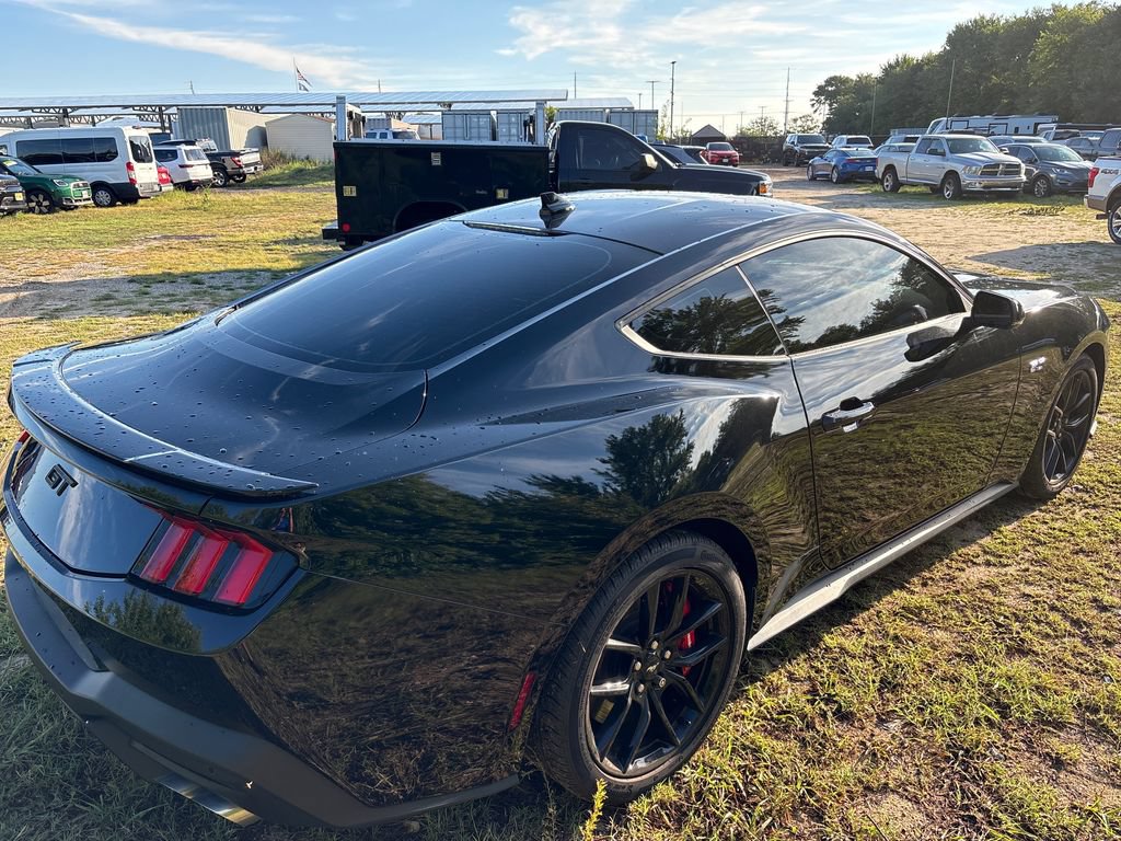 Used 2025 Ford Mustang GT Premium RWD image 15