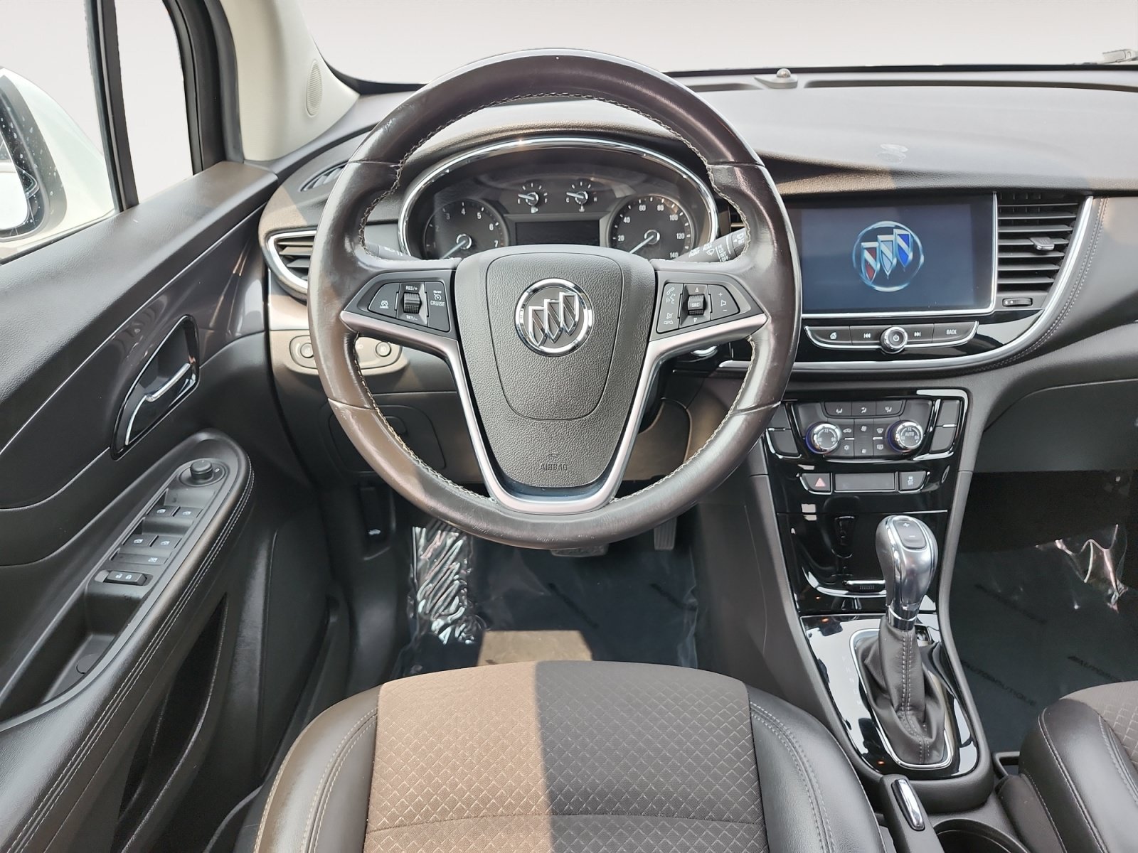 Used 2019 Buick Encore Sport Touring FWD image 11