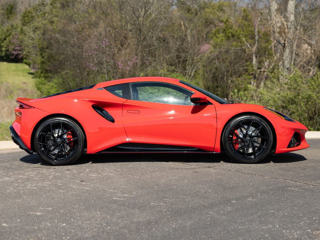 New 2026 Lotus Emira SE RWD image 9