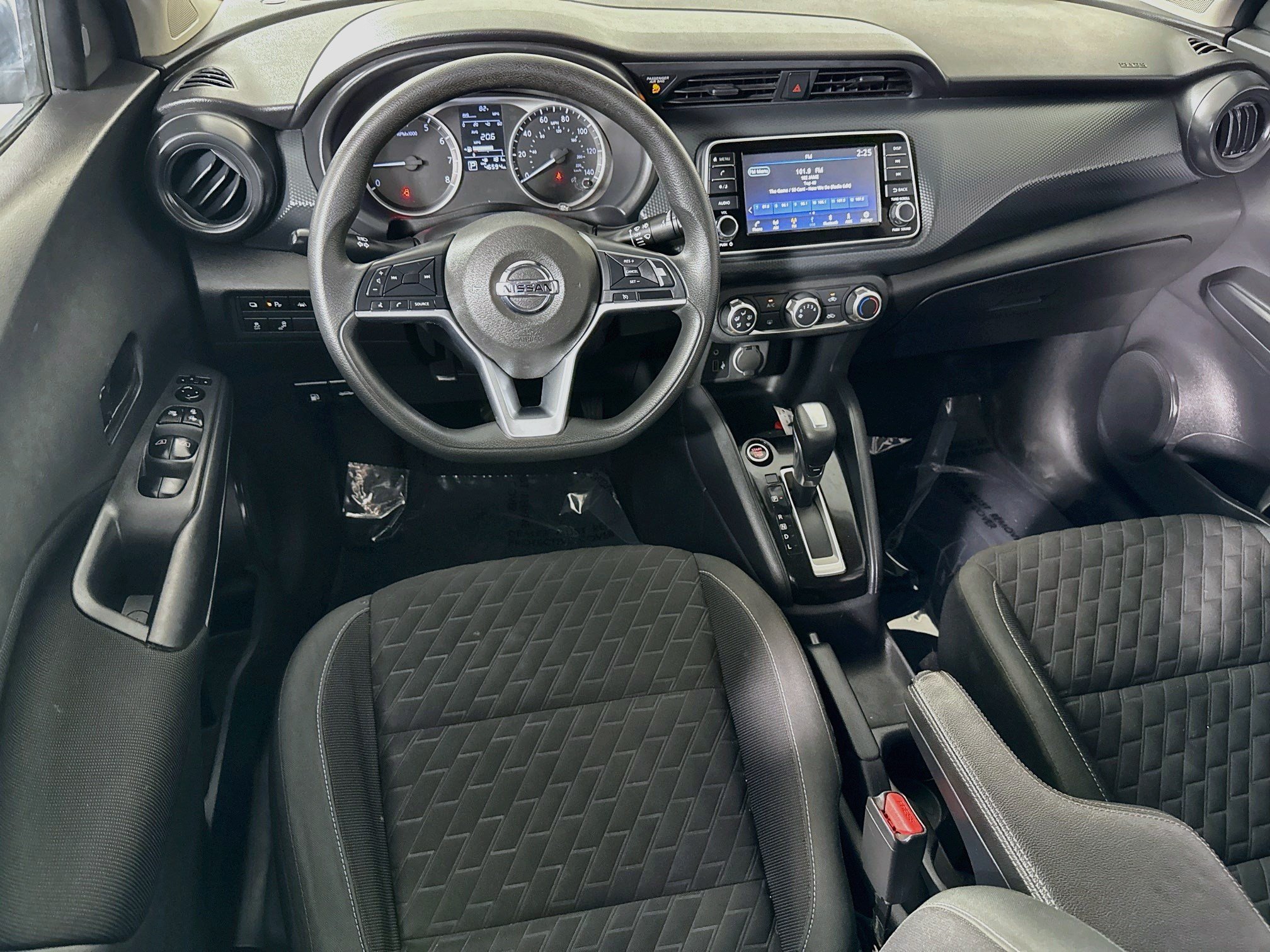 Used 2021 Nissan Kicks S FWD image 17