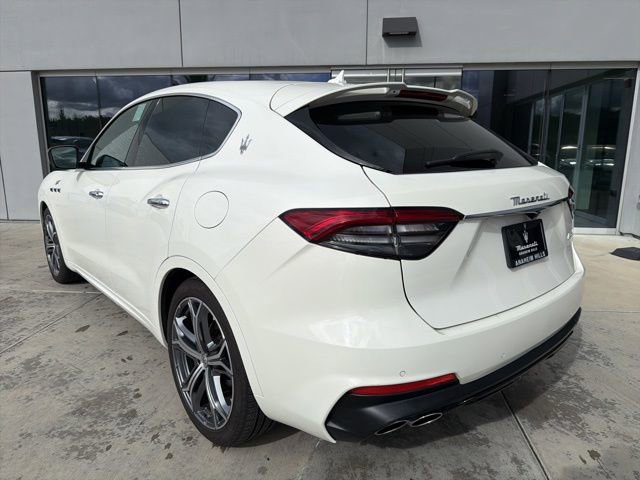 Certified 2022 Maserati Levante GT AWD/4WD image 6