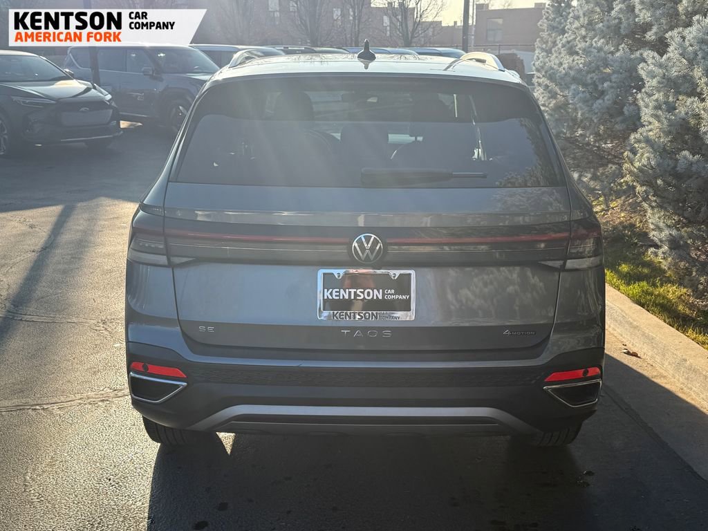 Used 2025 Volkswagen Taos SE image 7