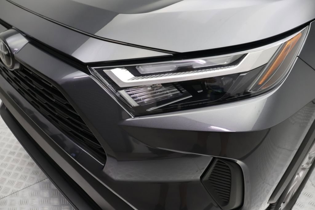 Used 2023 Toyota RAV4 XLE w/ Convenience Package image 3