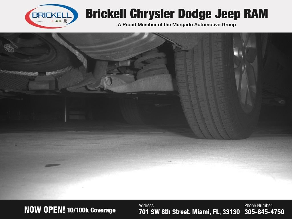 Used 2019 Land Rover Discovery SE image 22