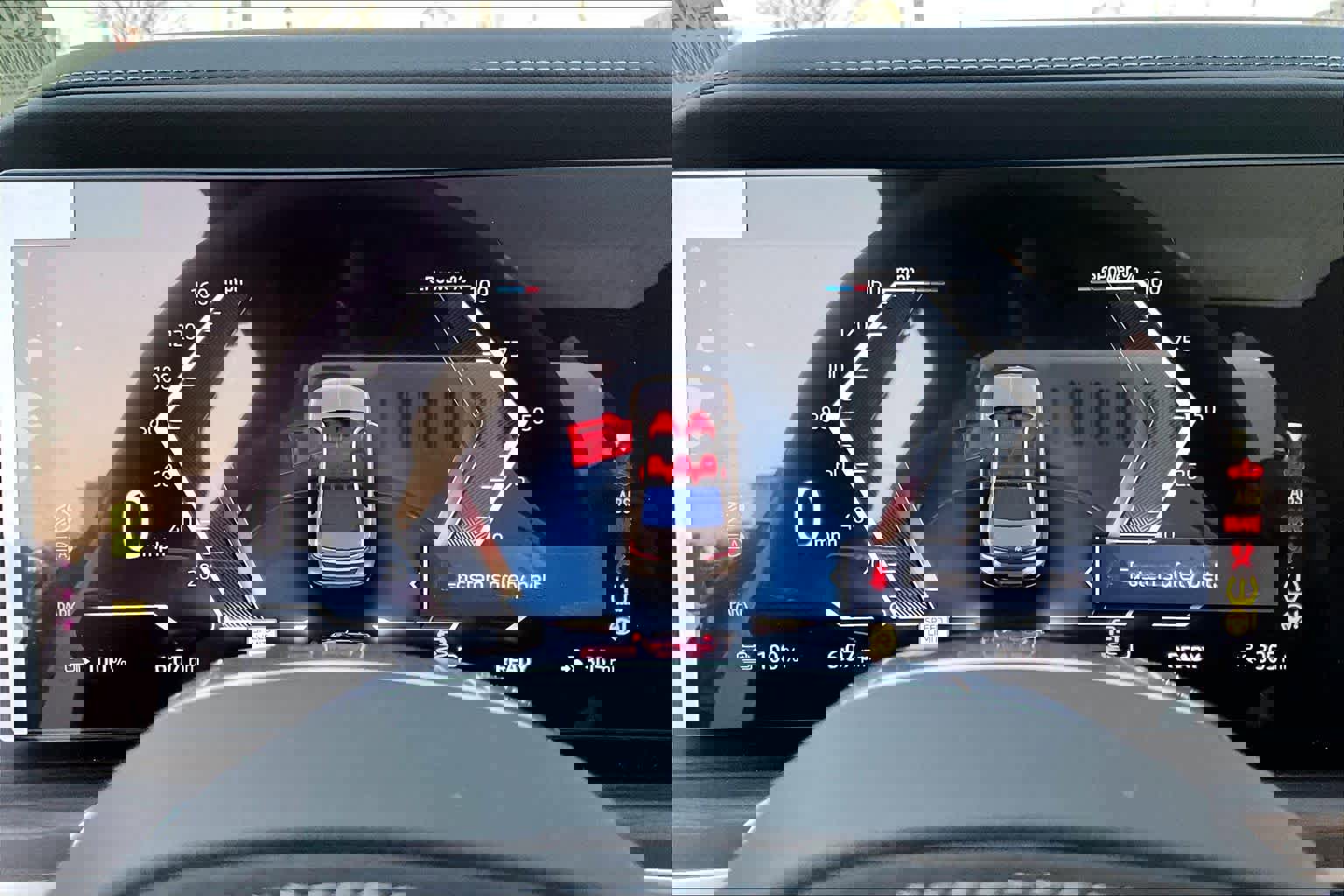 Used 2025 BMW i7 xDrive60 image 24