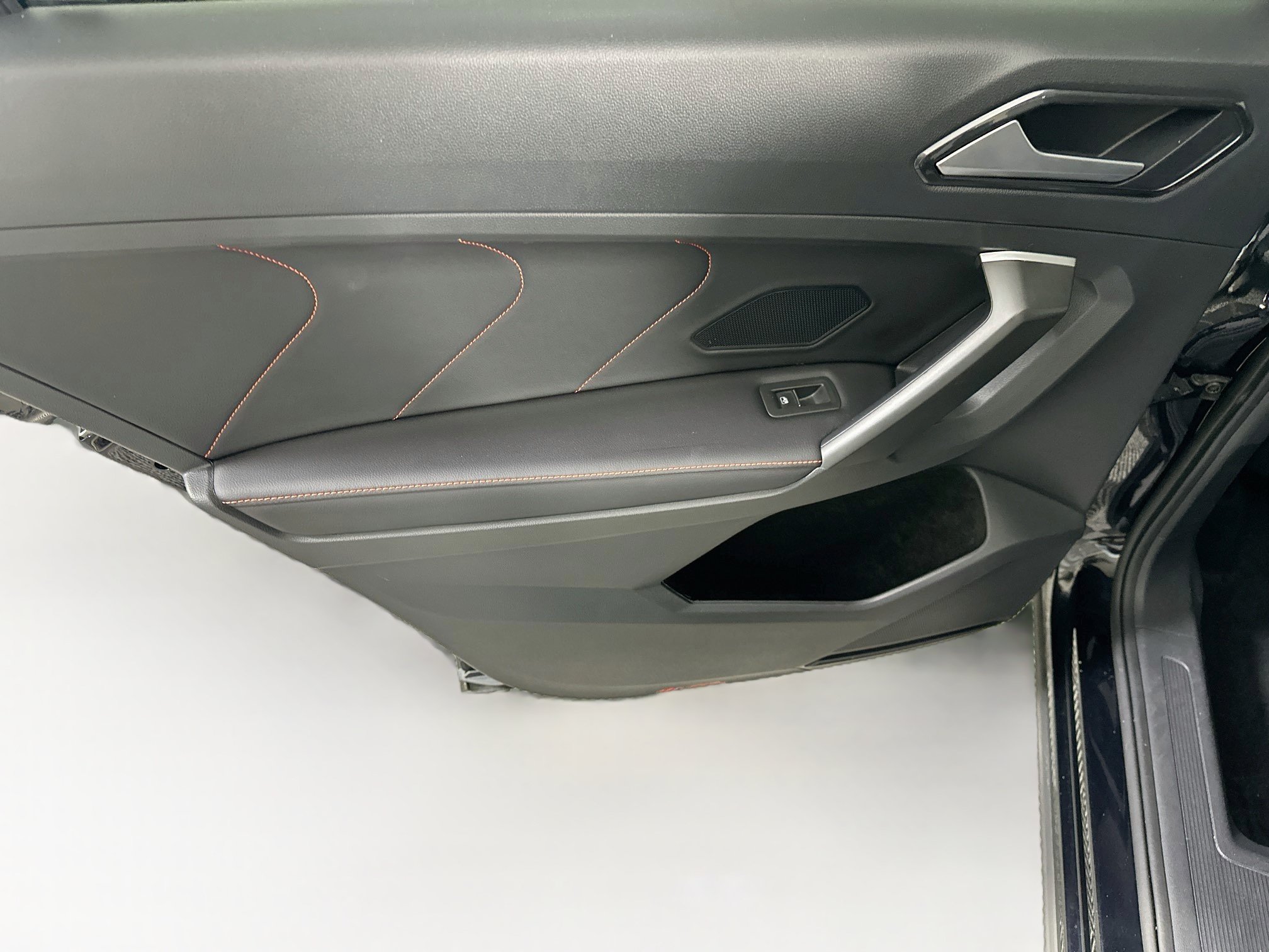 Used 2024 Volkswagen Tiguan Wolfsburg Edition FWD image 24