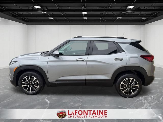 Used 2025 Chevrolet TrailBlazer LT FWD image 5