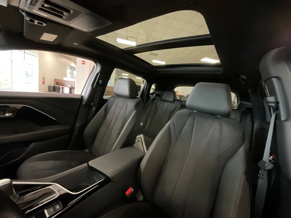 Certified 2025 Acura ADX A-Spec AWD/4WD image 11