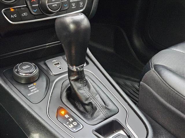 Used 2022 Jeep Cherokee Latitude Lux image 13