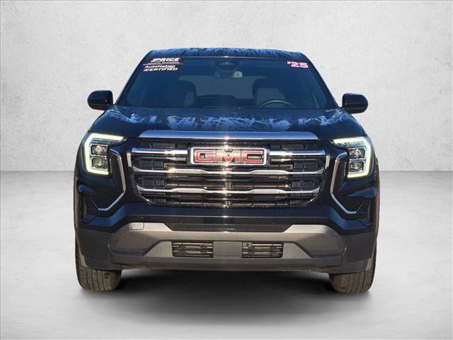 Used 2025 GMC Terrain Elevation FWD video 2